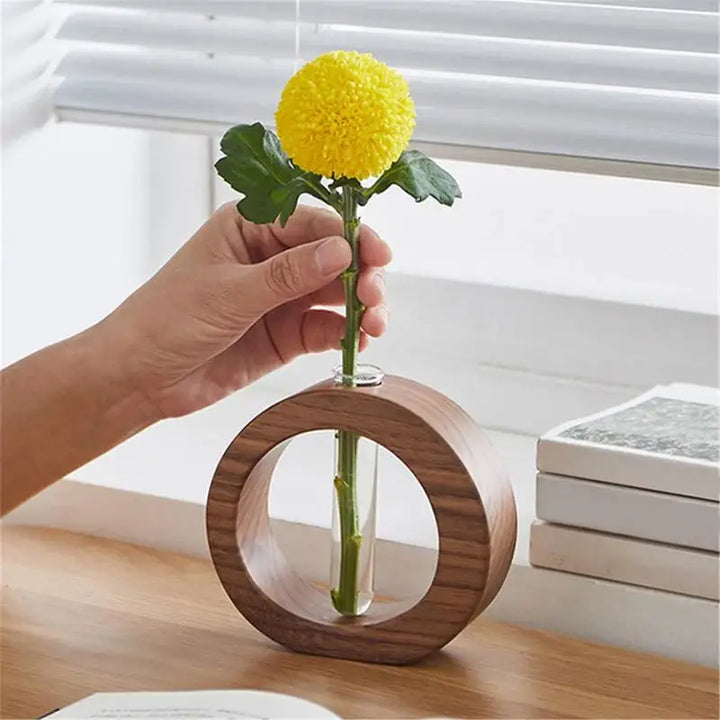Holloa Wooden Ring Vase