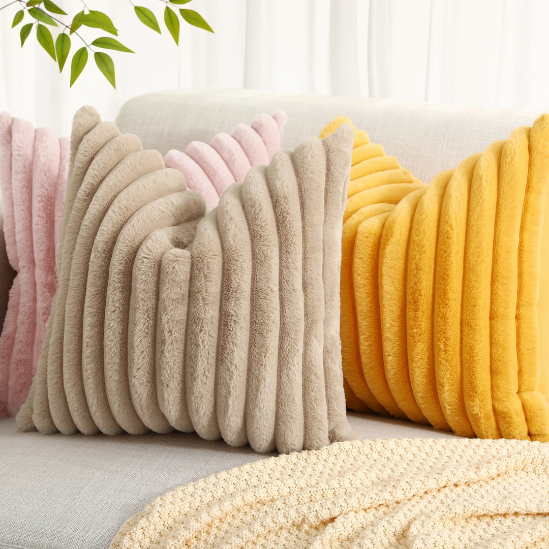 Ridge Plush Cushion Cover