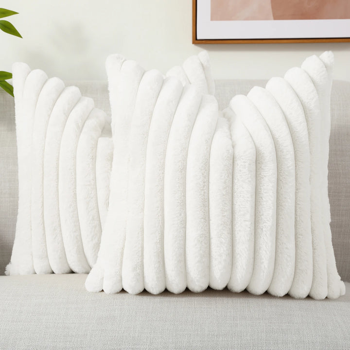 Ridge Plush Cushion Cover