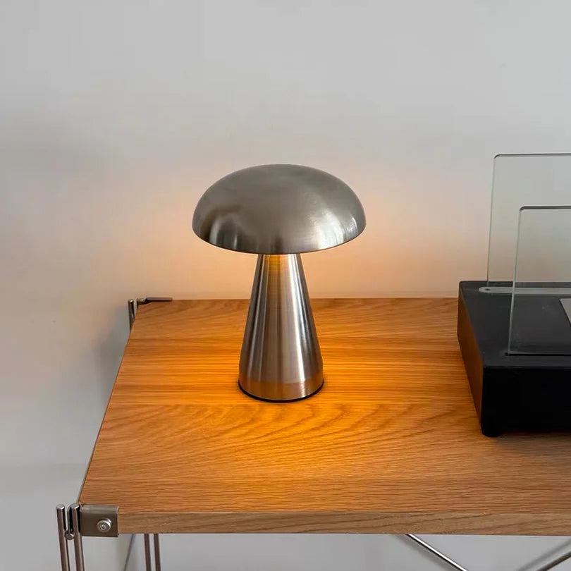 LumiMetal Touch Table Lamp