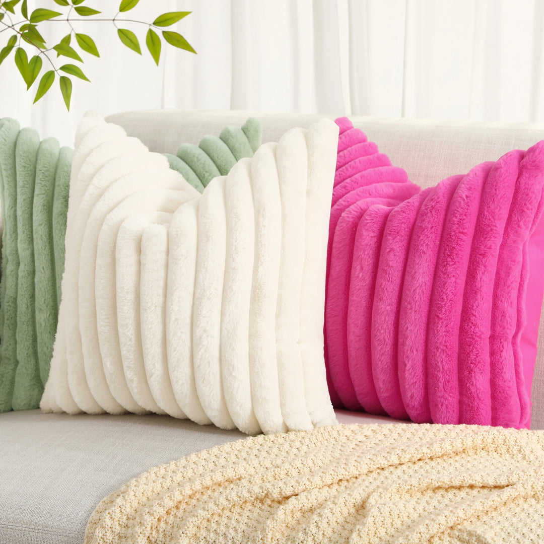 Ridge Plush Cushion Cover