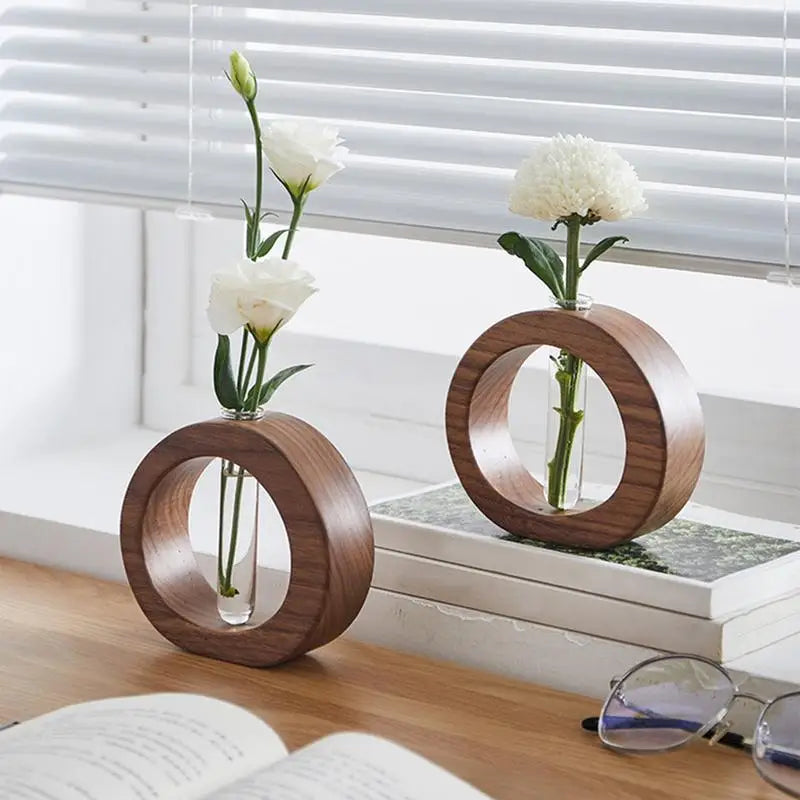 Holloa Wooden Ring Vase